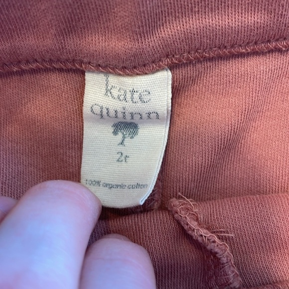 Kate Quinn 2T Ruffle Bum Shorts - Picture 3 of 3